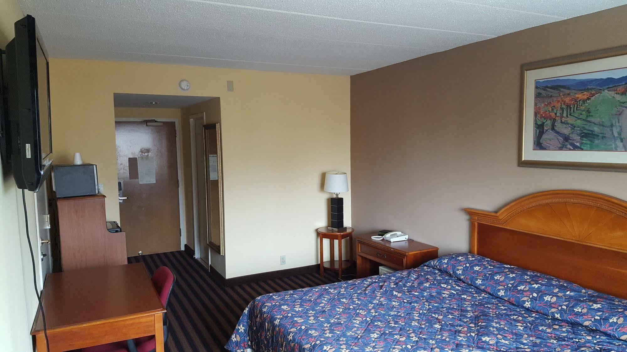 Northeast Garden Inn Laurel Dış mekan fotoğraf